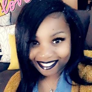 Meet your Posher, Felicia